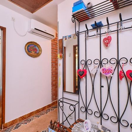 Apartman Ana Appartement Mali Lošinj Buitenkant foto