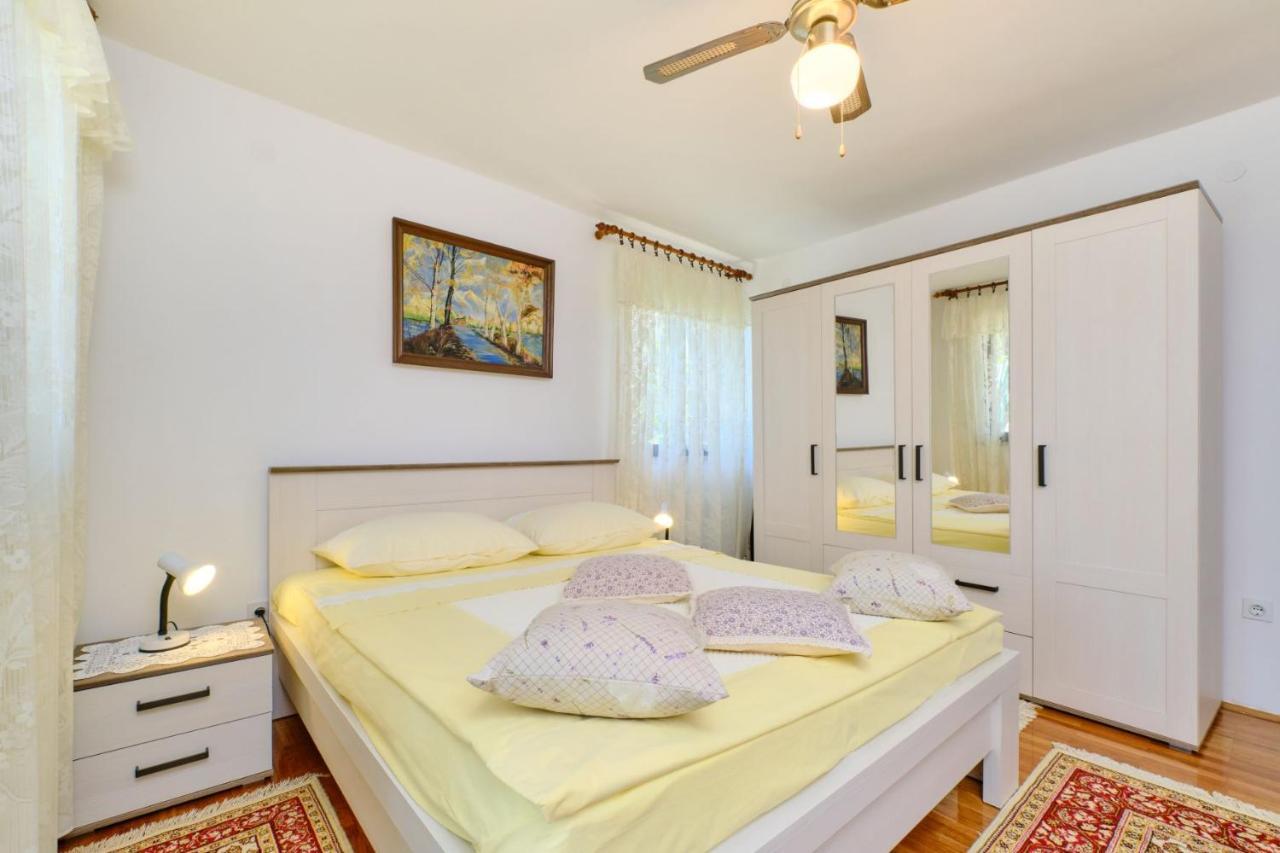 Apartman Ana Appartement Mali Lošinj Buitenkant foto