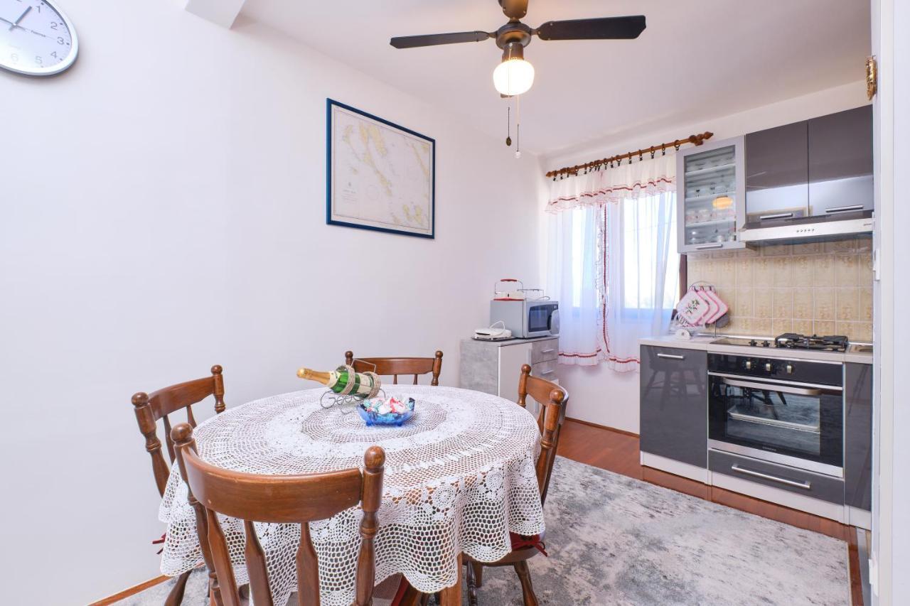 Apartman Ana Appartement Mali Lošinj Buitenkant foto