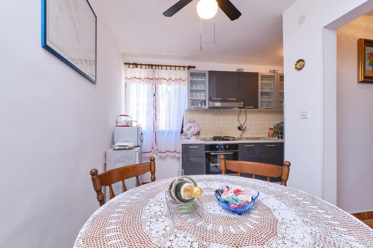 Apartman Ana Appartement Mali Lošinj Buitenkant foto